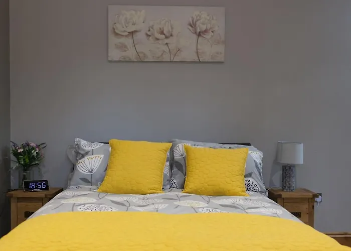 Herefordshire - Little Oak - Charming Cottage In Rural Location North Of Hereford - Sleeps 2 Guets - Ideal For A Cozy Trip Away - Hosted By Rentmyhouse